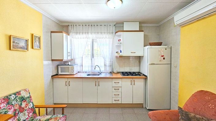 Image No.13-3 Bed Townhouse for sale