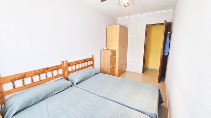 Image No.20-3 Bed Townhouse for sale