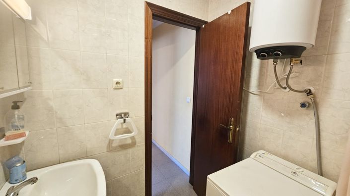 Image No.29-3 Bed Townhouse for sale