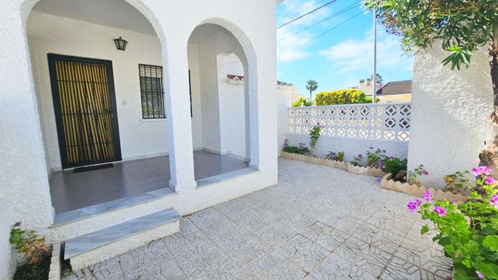 Image No.3-3 Bed Townhouse for sale