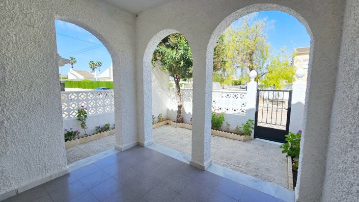 Image No.4-3 Bed Townhouse for sale