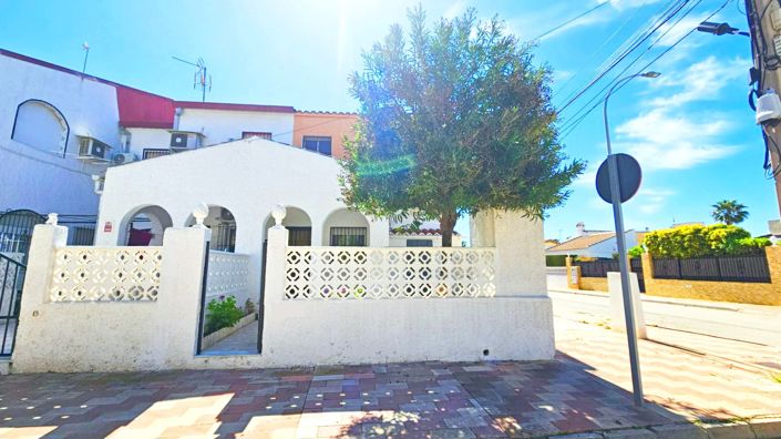 Image No.6-3 Bed Townhouse for sale