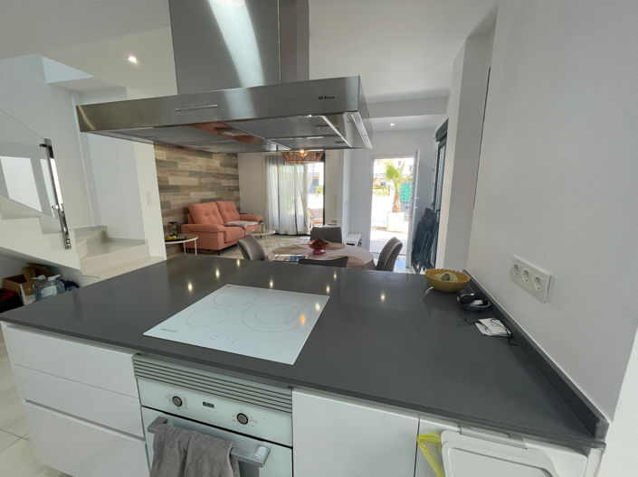 Image No.20-3 Bed Villa for sale