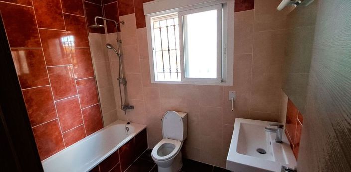 Image No.11-3 Bed Country Property for sale