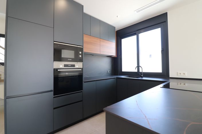 Image No.9-3 Bed Villa for sale