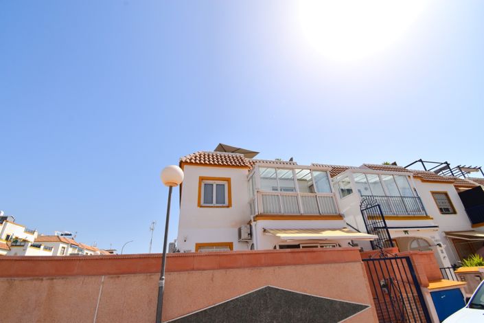 Image No.1-Appartement de 2 chambres à vendre à Orihuela Costa