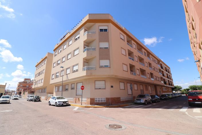 Image No.1-2 Bed Apartment for sale