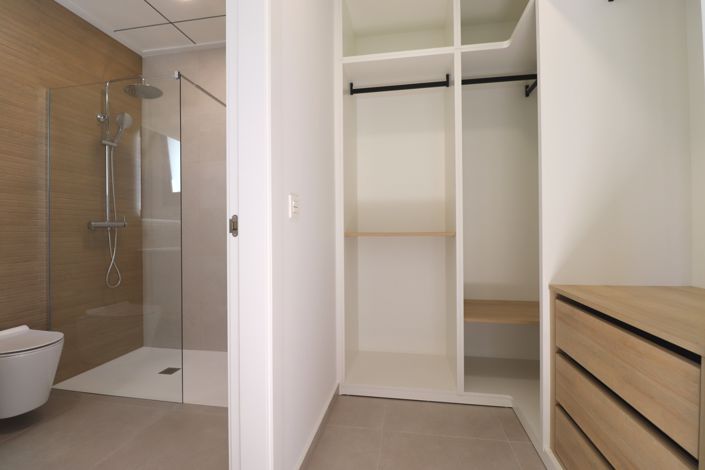 Image No.20-3 Bed Villa for sale