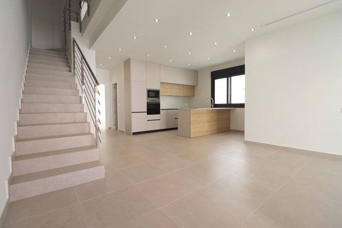 Image No.3-3 Bed Villa for sale