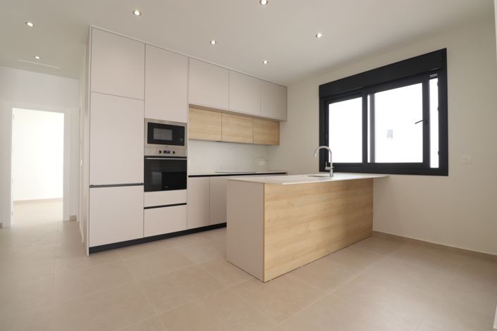 Image No.9-3 Bed Villa for sale