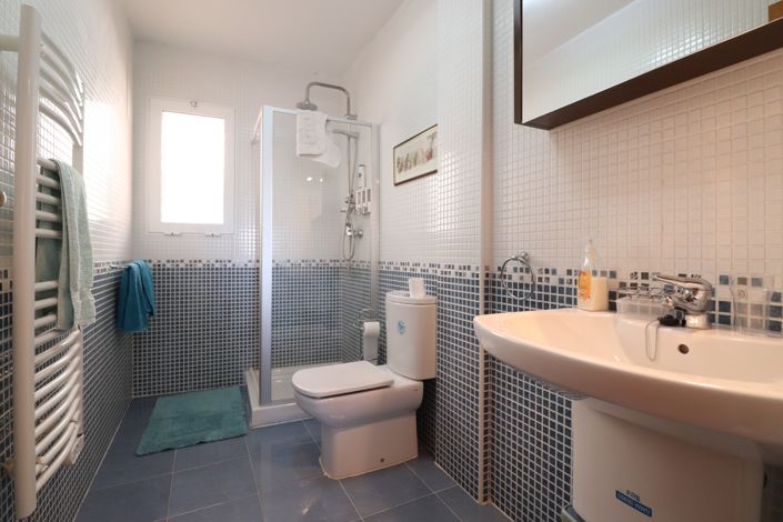 Image No.13-3 Bed Apartment for sale