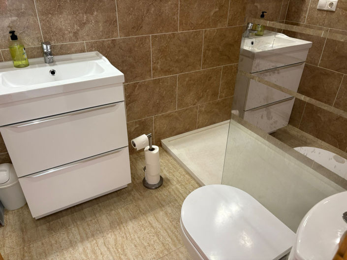 Image No.6-2 Bed Bungalow for sale