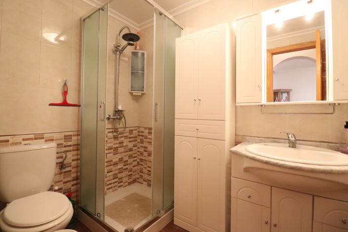 Image No.12-2 Bed Apartment for sale