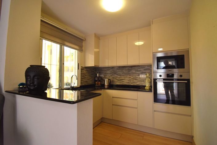 Image No.6-3 Bed Villa for sale