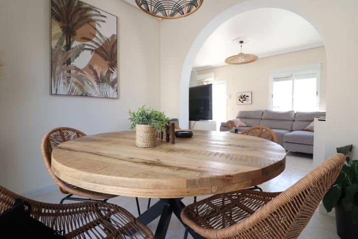 Image No.8-2 Bed Villa for sale