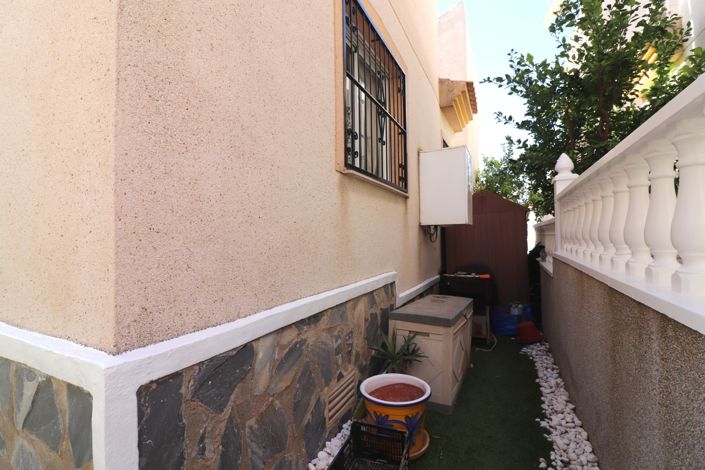 Image No.24-3 Bed Villa for sale