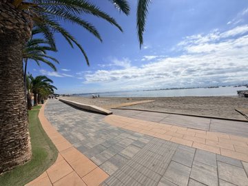 o1j9s0gm525j31a0q1sil15qkkuu1s