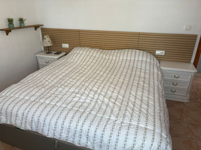 Image No.15-3 Bed Townhouse for sale