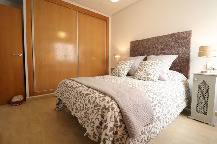 Image No.15-2 Bed Apartment for sale