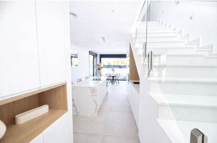 Image No.12-3 Bed Villa for sale