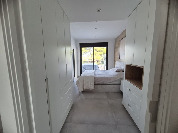 Image No.15-3 Bed Villa for sale