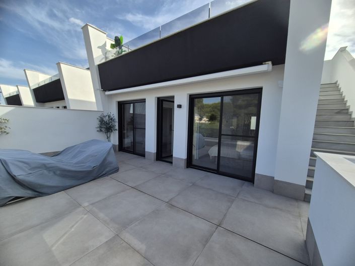 Image No.18-3 Bed Villa for sale