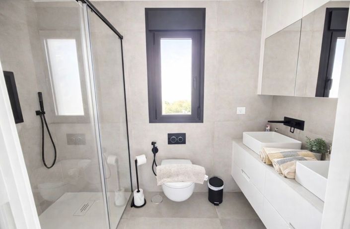 Image No.18-3 Bed Villa for sale