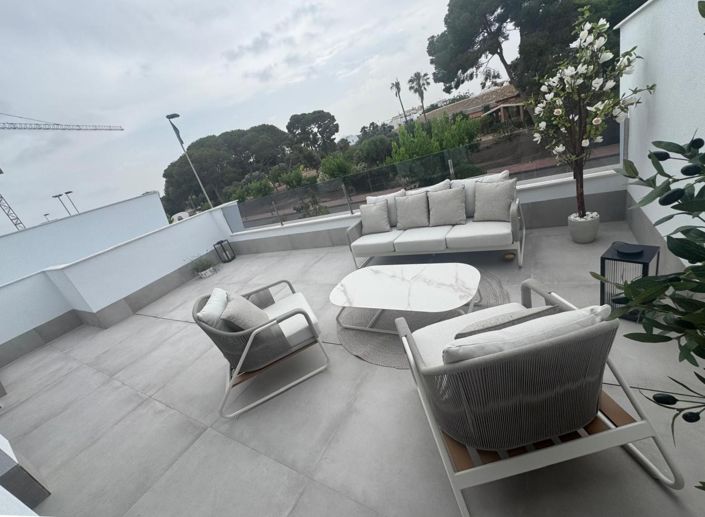 Image No.19-3 Bed Villa for sale