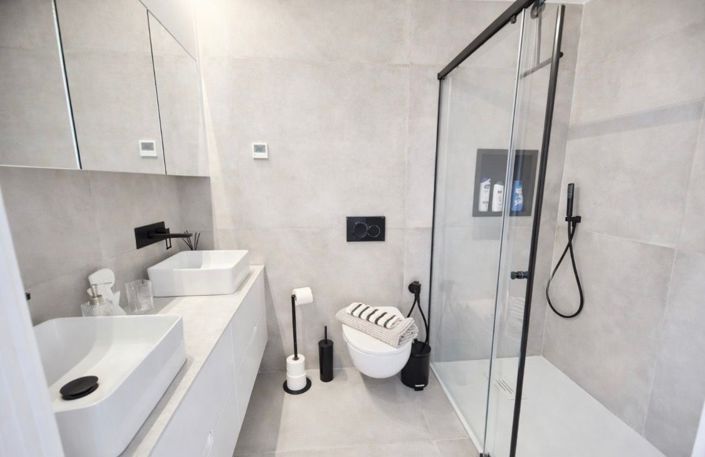 Image No.19-3 Bed Villa for sale