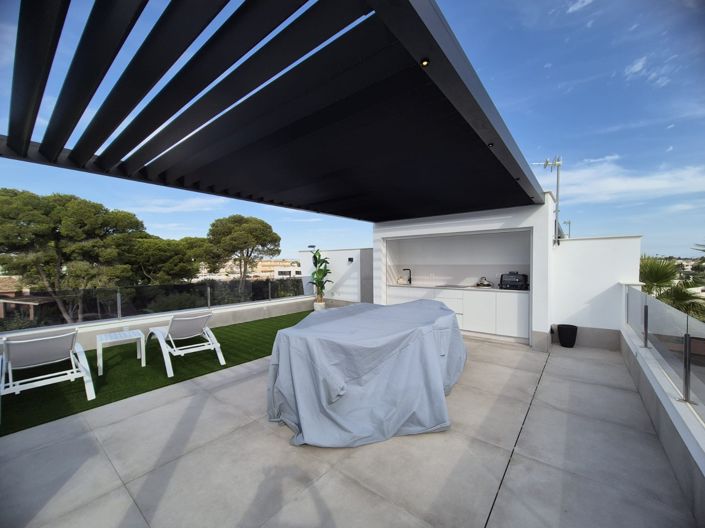 Image No.20-3 Bed Villa for sale