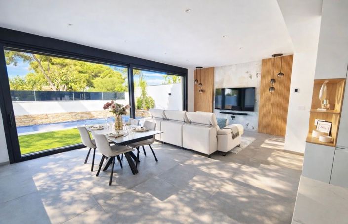 Image No.3-3 Bed Villa for sale