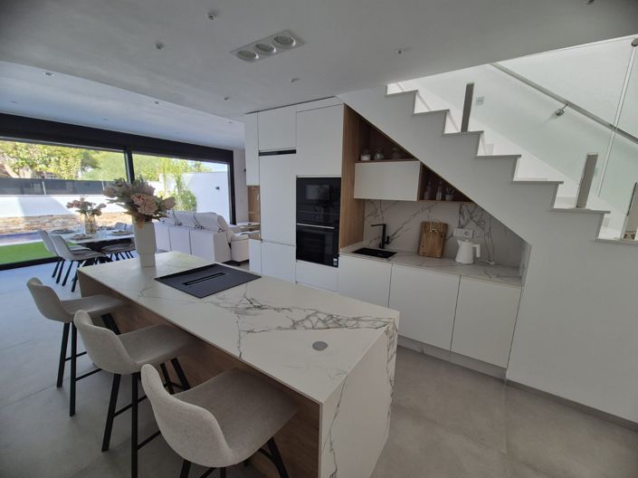 Image No.8-3 Bed Villa for sale