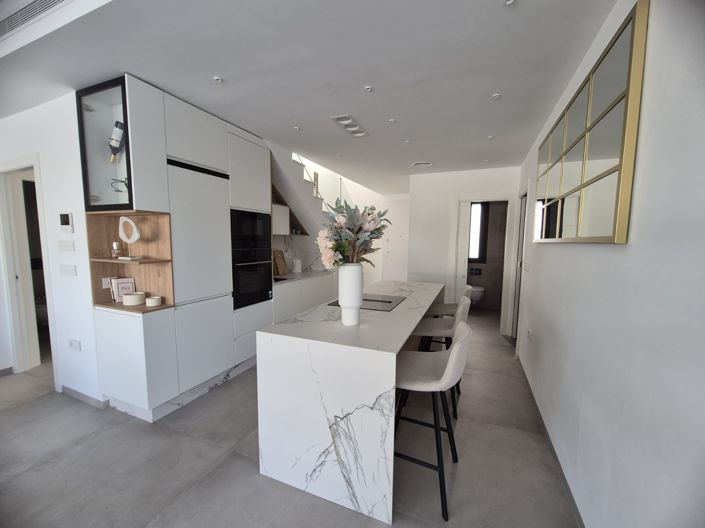 Image No.9-3 Bed Villa for sale