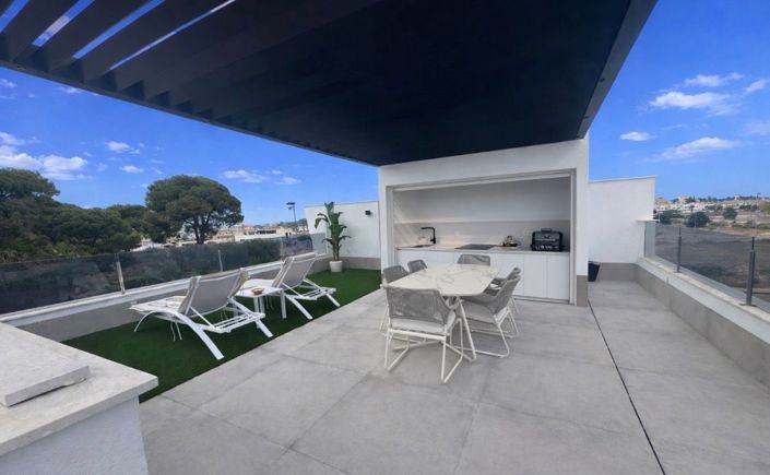 Image No.9-3 Bed Villa for sale