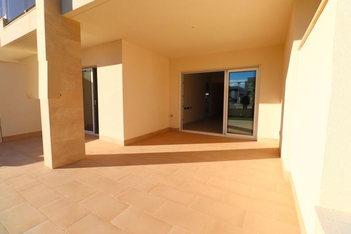 Image No.21-2 Bed Apartment for sale