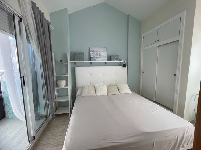 Image No.18-3 Bed Townhouse for sale