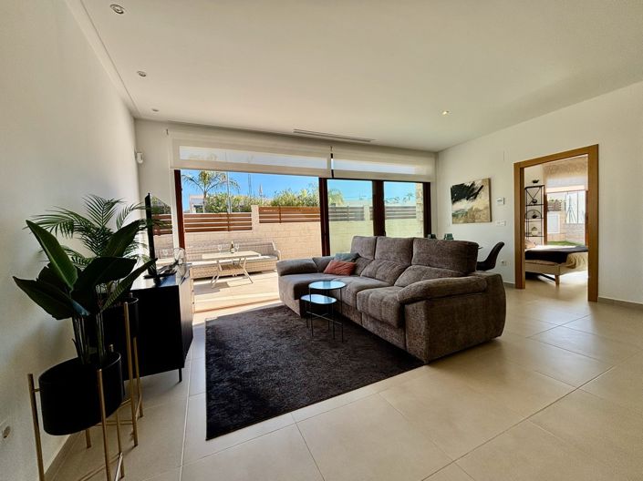 Image No.5-3 Bed Villa for sale