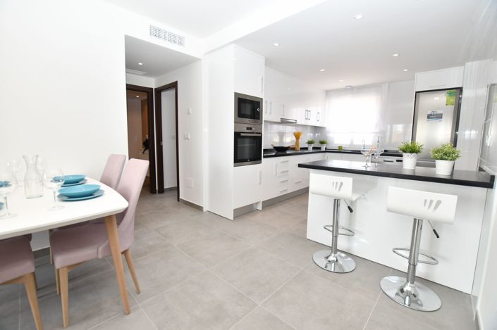 Image No.8-2 Bed Apartment for sale