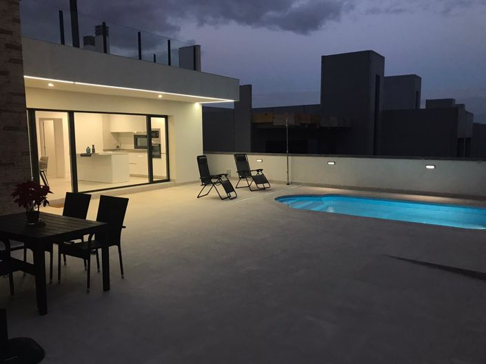 Image No.40-2 Bed Apartment for sale