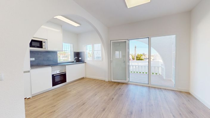 Image No.3-2 Bed Bungalow for sale