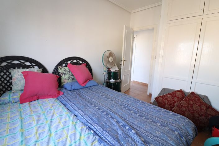 Image No.16-3 Bed Property for sale