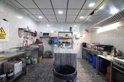 o1jc71gqiu1ich1n856gn1m1ns726