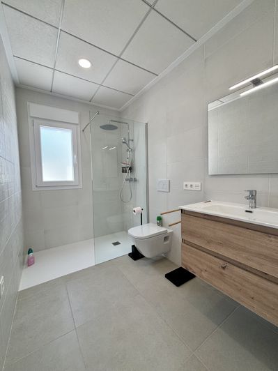 Image No.27-3 Bed Villa for sale