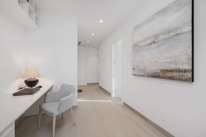 Image No.10-3 Bed Apartment for sale