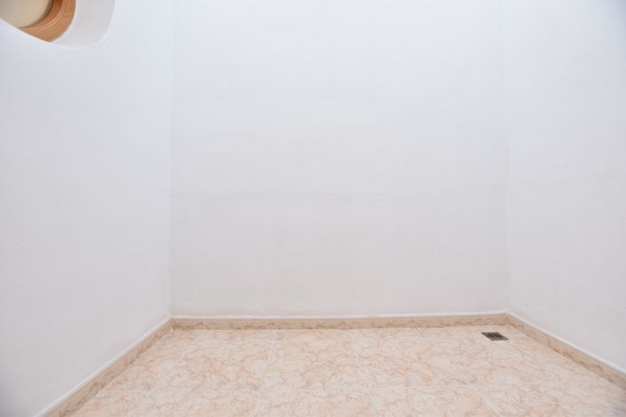 Image No.10-3 Bed Townhouse for sale