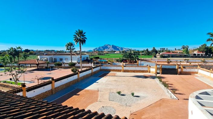 Image No.23-5 Bed Country Property for sale