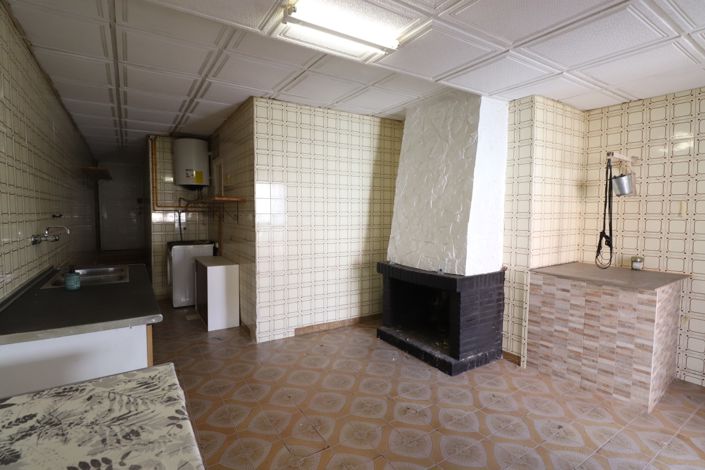 Image No.9-4 Bed Bungalow for sale