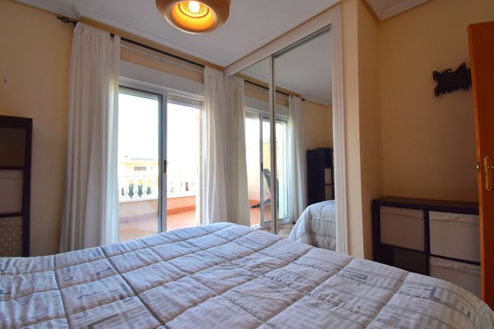 Image No.4-3 Bed Townhouse for sale