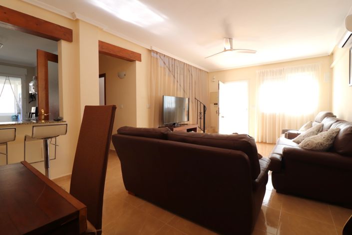 Image No.6-3 Bed Property for sale