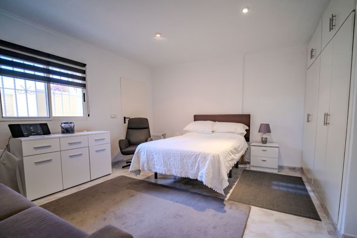 Image No.24-3 Bed Villa for sale